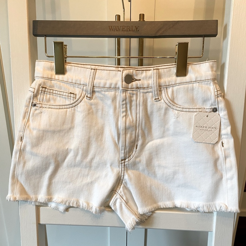 NWT Altar’d State, Size 26, white denim shorts.